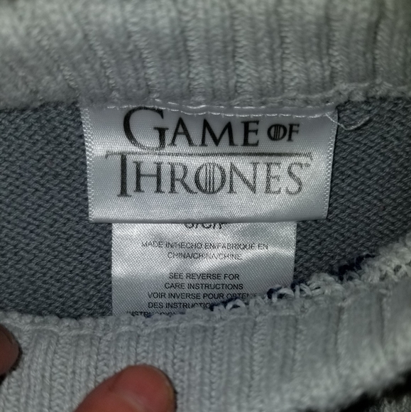 Game of Thrones sweater size small - Picture 5 of 6